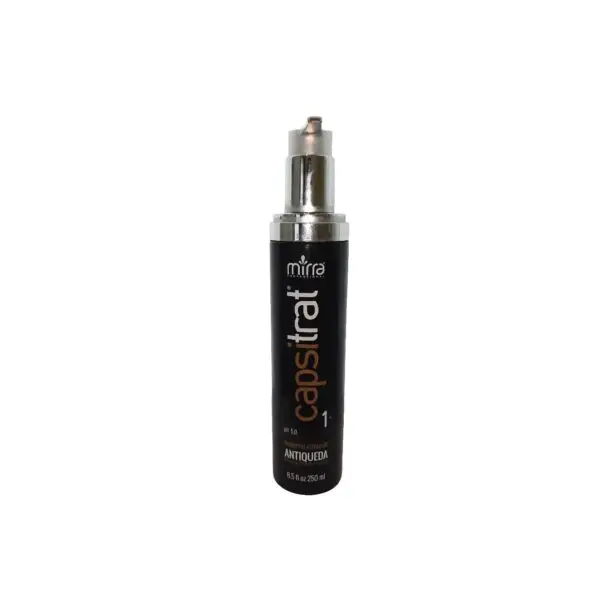 Capsitrat 1 Shampoo Antiqueda 250 Ml on white background